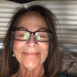 Meet your Posher, Debra